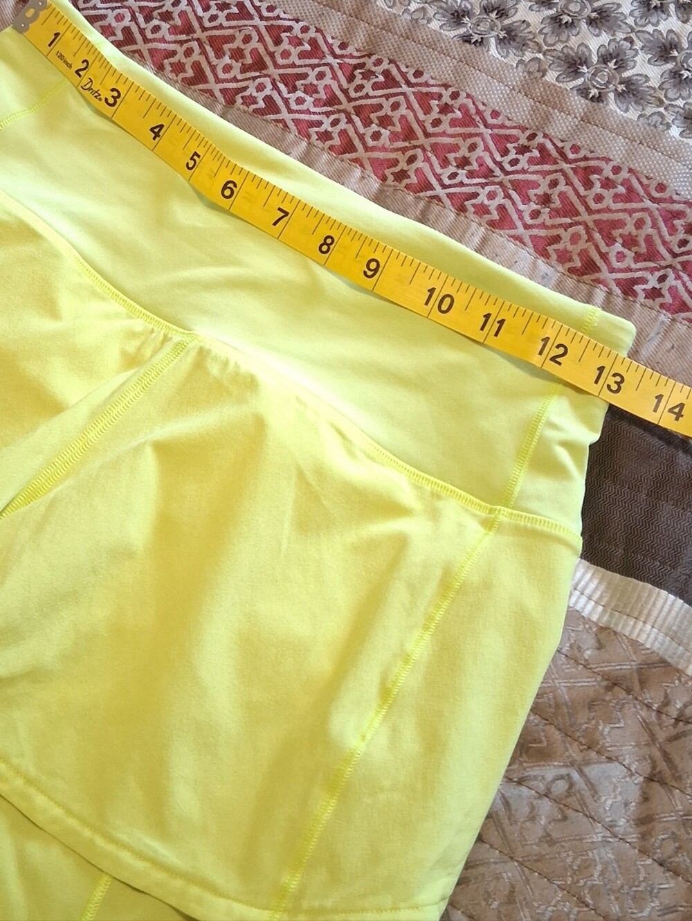 lululemon athletica Speed Up Waistband Short Neon Yellow 4" Gym Run Sz2 - Picture 9 of 16